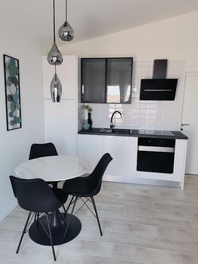 רטינה Apartmani Darko מראה חיצוני תמונה