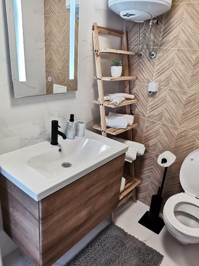 רטינה Apartmani Darko מראה חיצוני תמונה